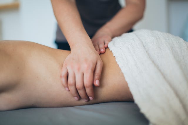 Therapeutische Massage anfragen
