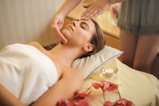 Massage Anleitung um Fürsorge und Heilung auszudrücken